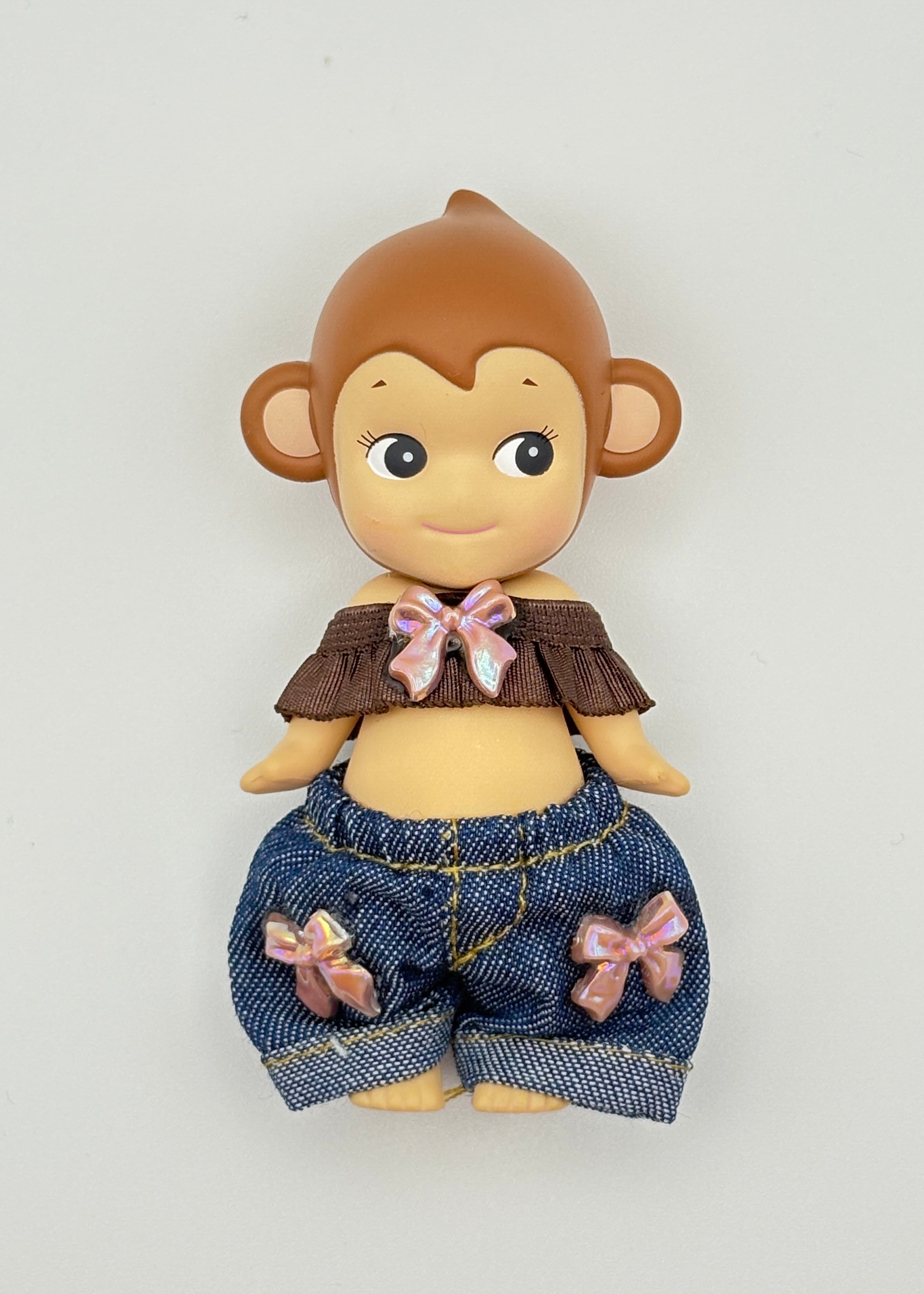 Brown Bow Top & Jeans Outfit